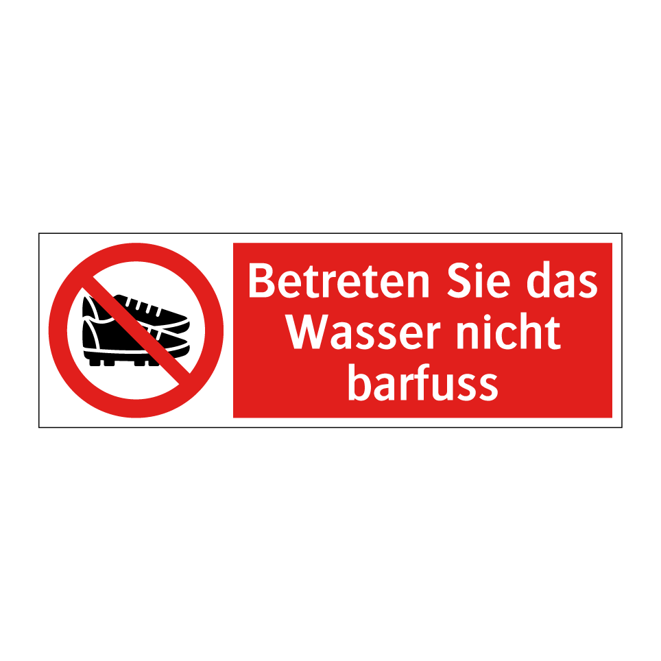 Betreten mit Fussballschuhen verboten!