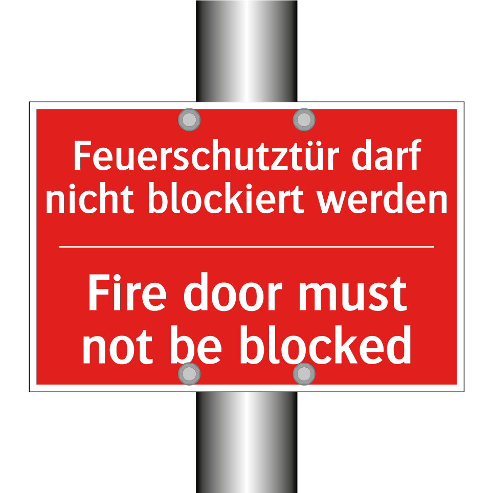 Feuerschutztür darf nicht blockiert /.../ - Fire door must not be blocked