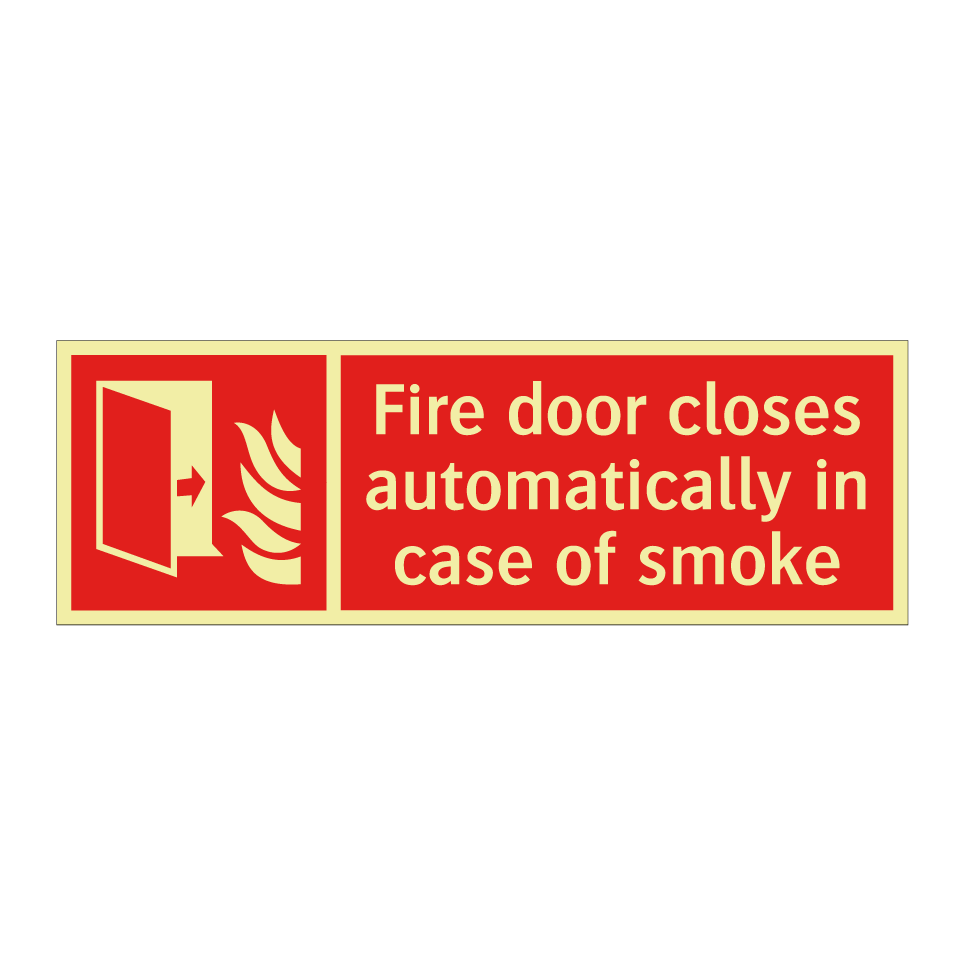 Fire door closes automatically in case of smoke