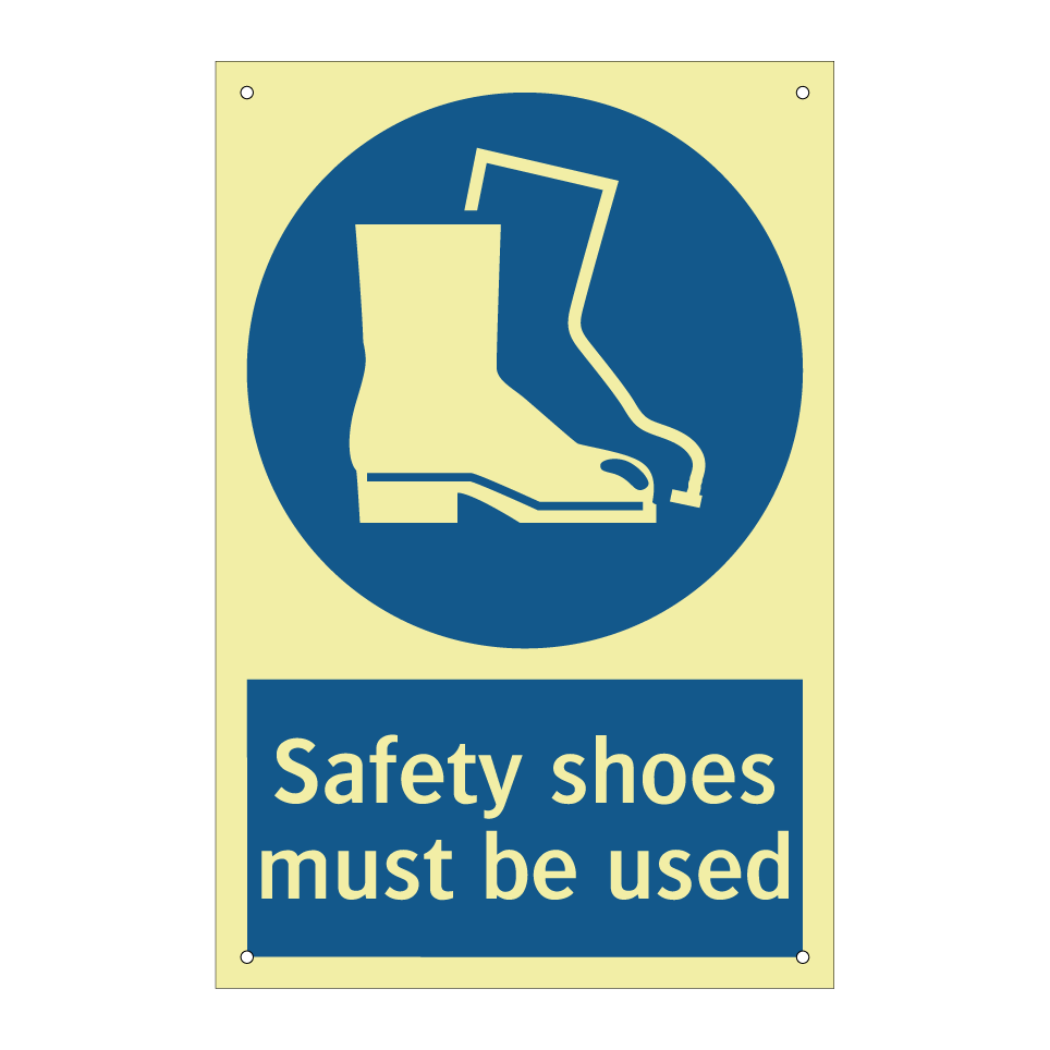 Safety shoes must be used