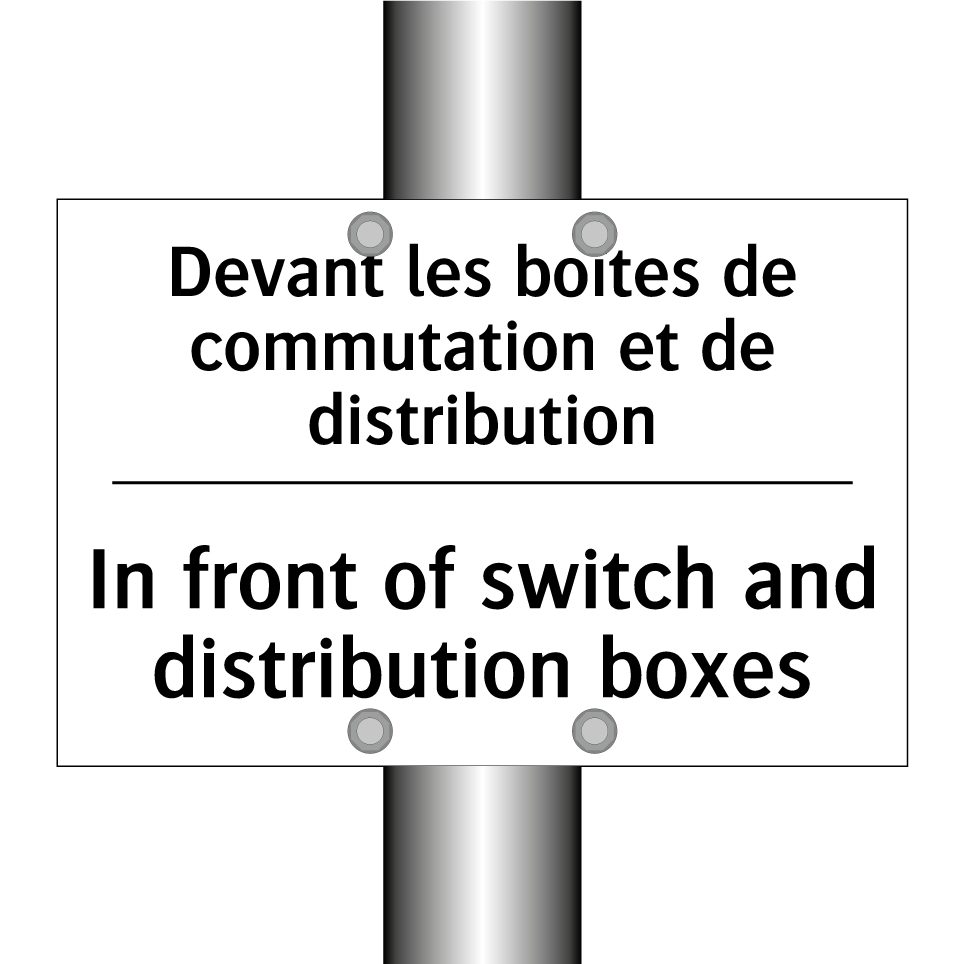 Devant les boîtes de commutation /.../ - In front of switch and distribution /.../