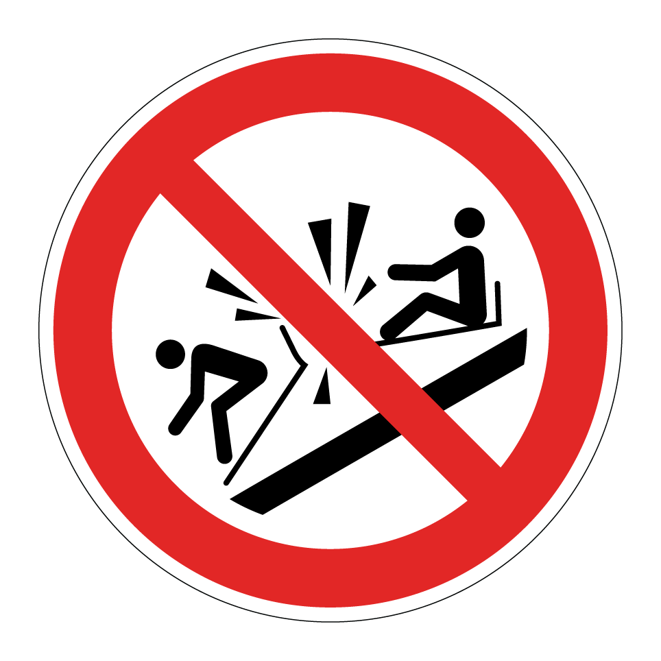 P047 Andere Schlitten rammen verboten