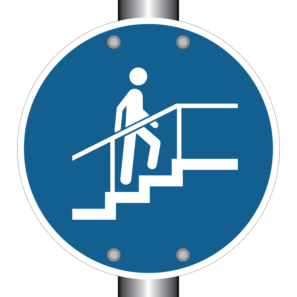 Treppe mit Handlauf benutzen