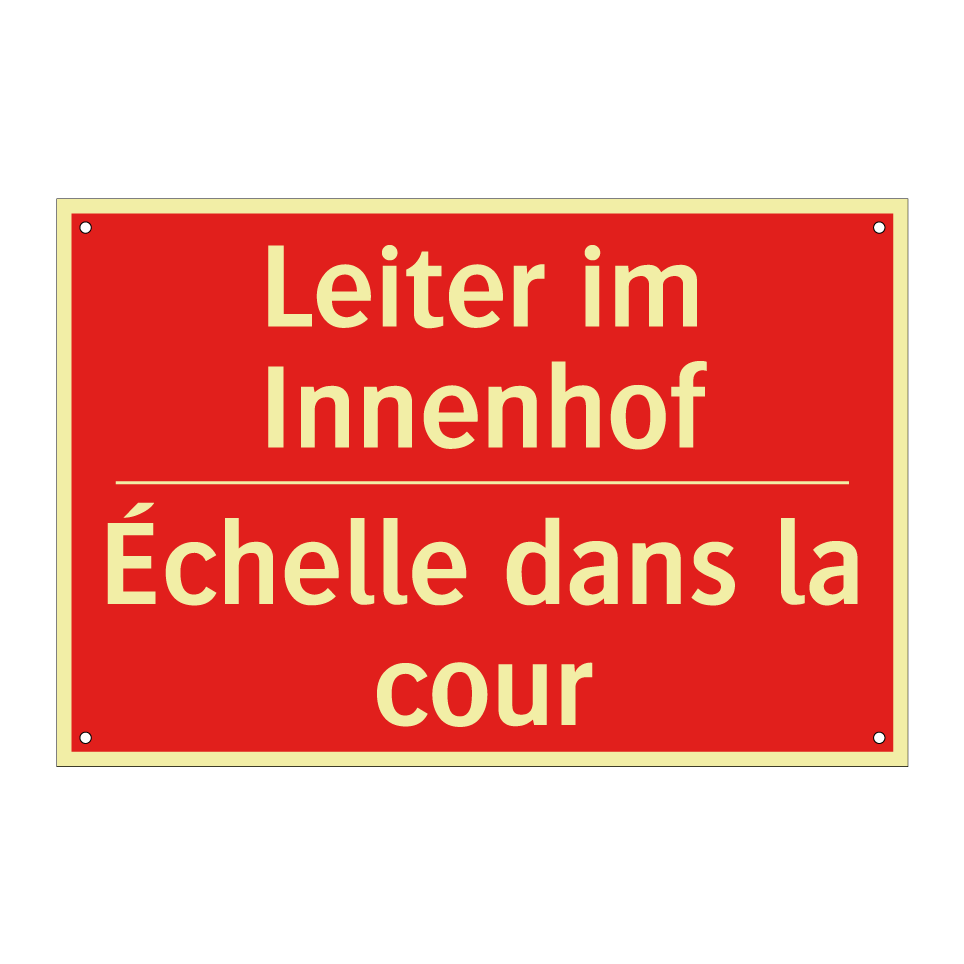 Leiter im Innenhof - Échelle dans la cour