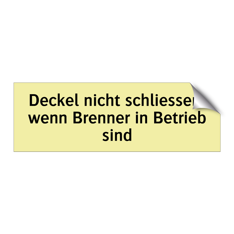 Betreten mit Fussballschuhen verboten!