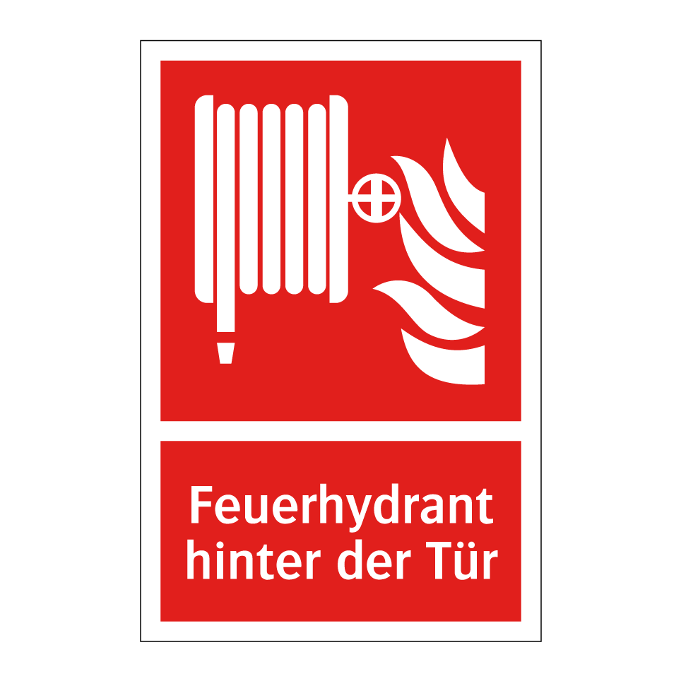 Feuerhydrant hinter der Tür