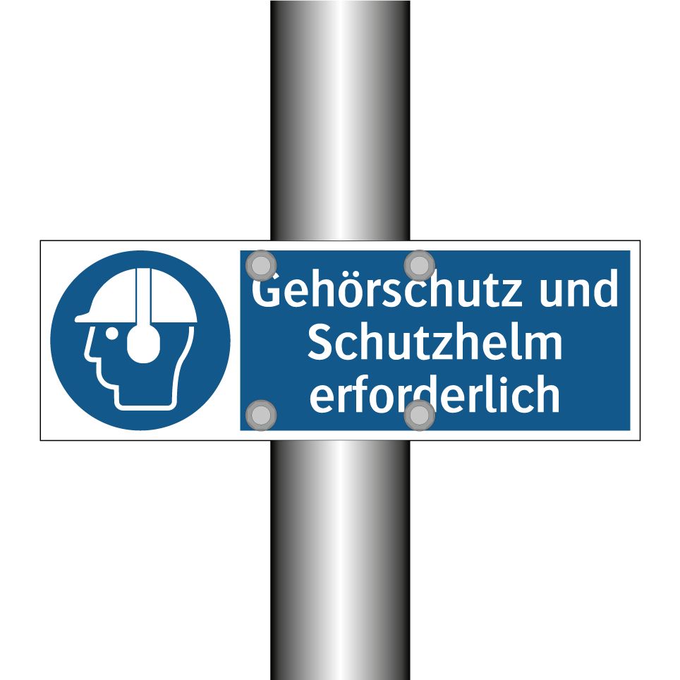 Gehörschutz und Schutzhelm erforderlich