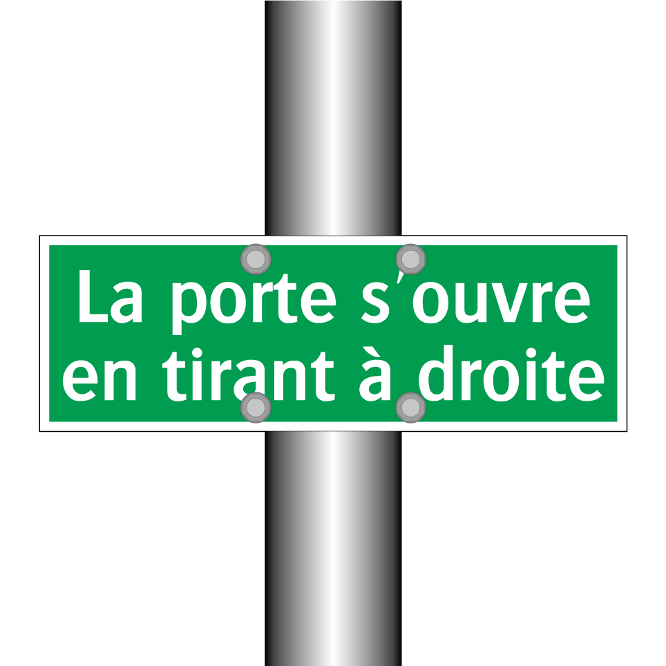 La porte s'ouvre en tirant à droite
