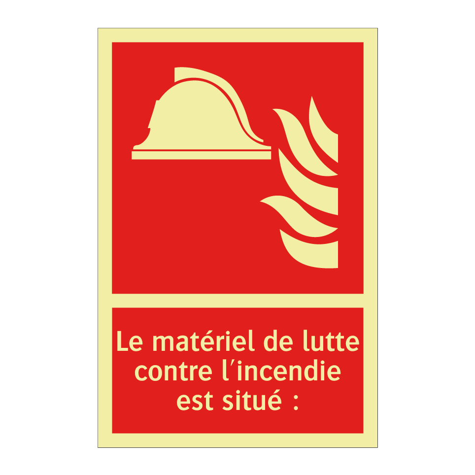Le matériel de lutte contre l'incendie est situé :