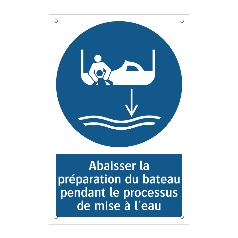 Abaisser la préparation du bateau pendant le processus de mise à l'eau