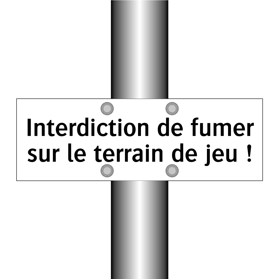 Interdiction de fumer sur le terrain de jeu !