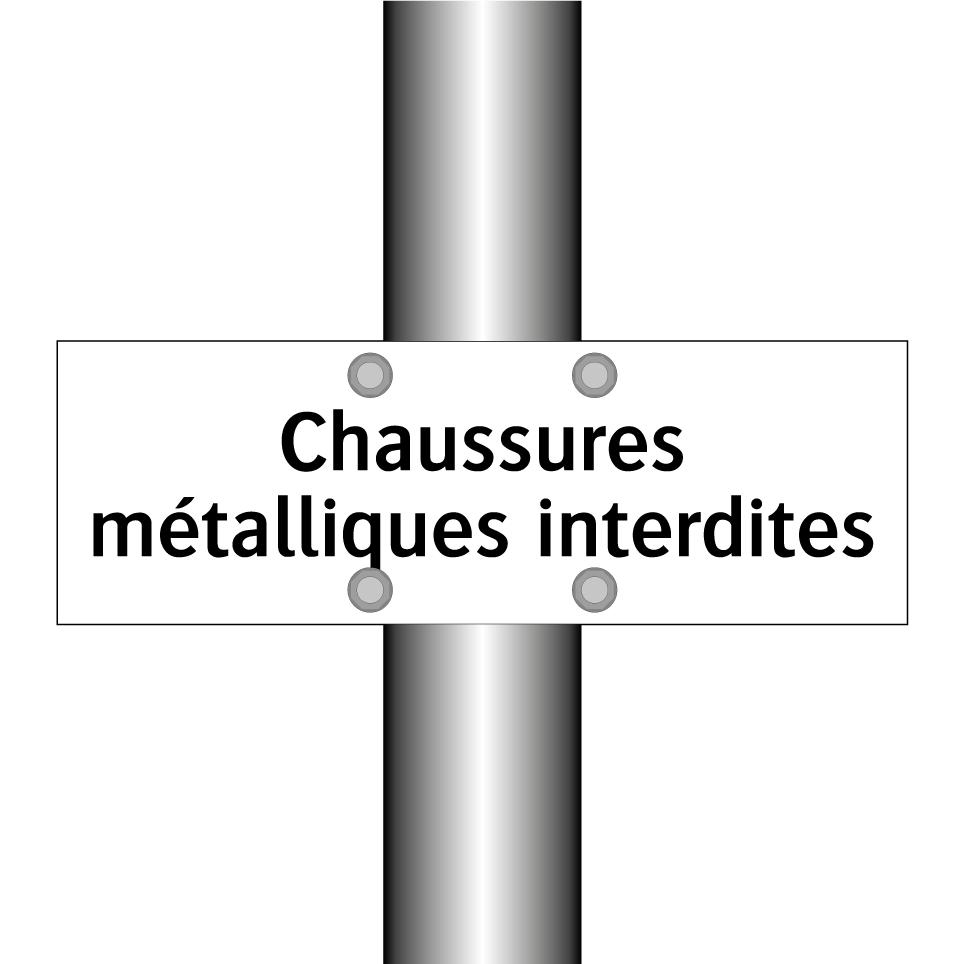 Chaussures métalliques interdites