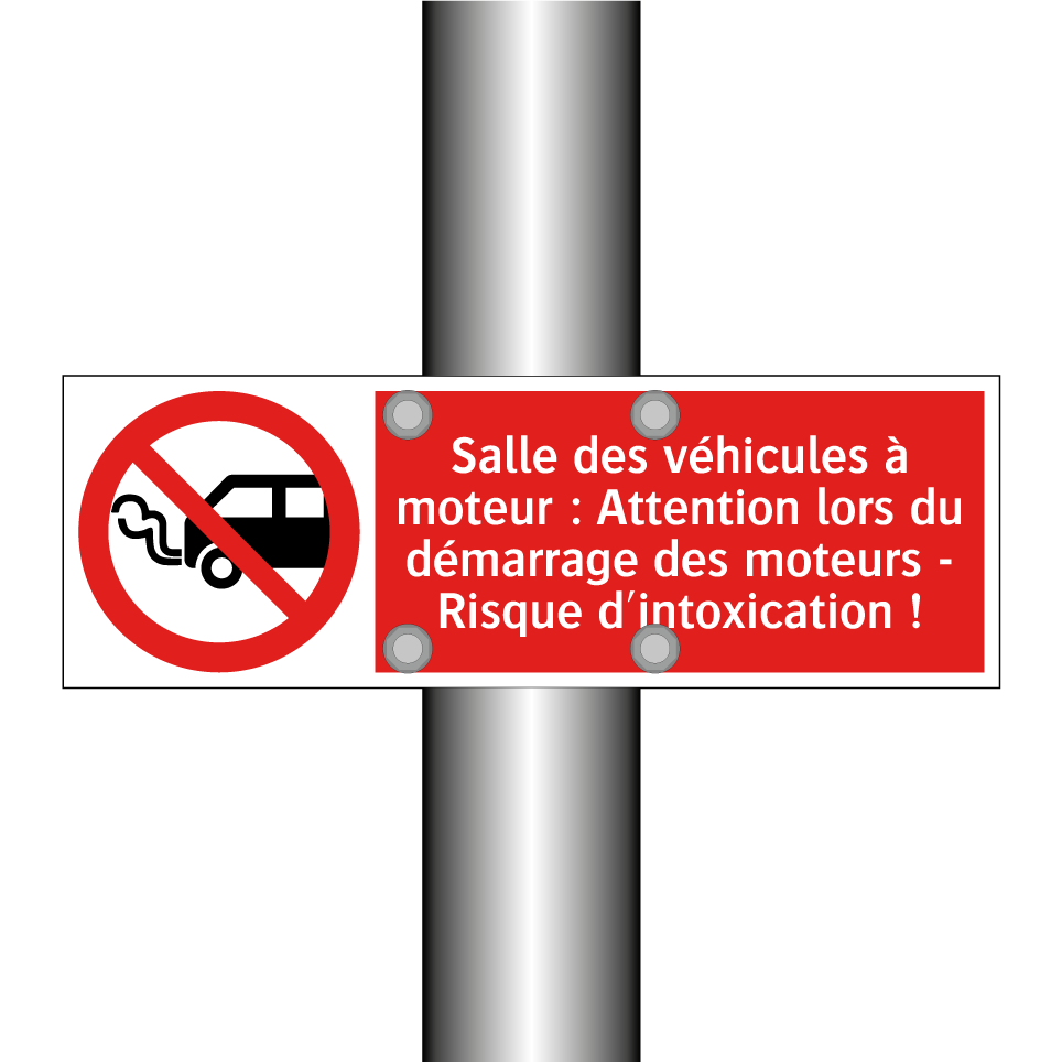 Salle des véhicules à moteur : Attention lors du démarrage des moteurs - Risque d'intoxication !