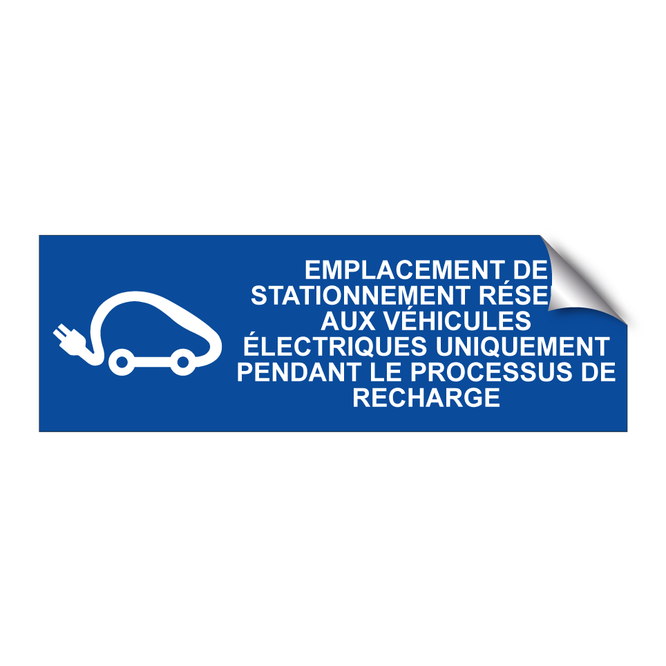 Emplacement de stationnement réservé aux véhicules électriques uniquement pendant le processus de recharge